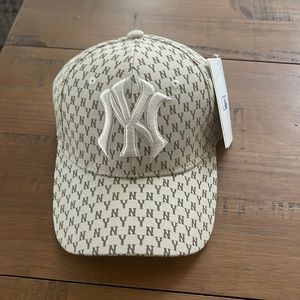 NY baseball hat
